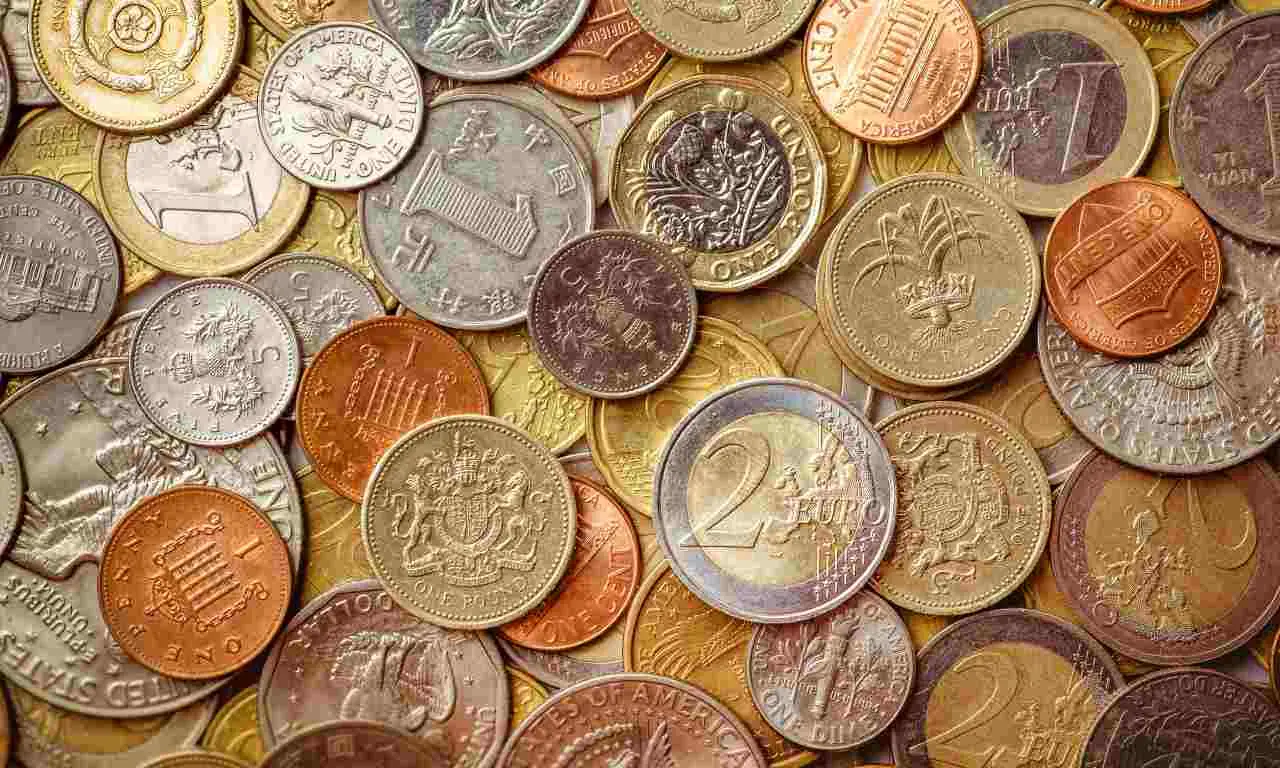 Come controllare il valore di una moneta online? I siti migliori del momento