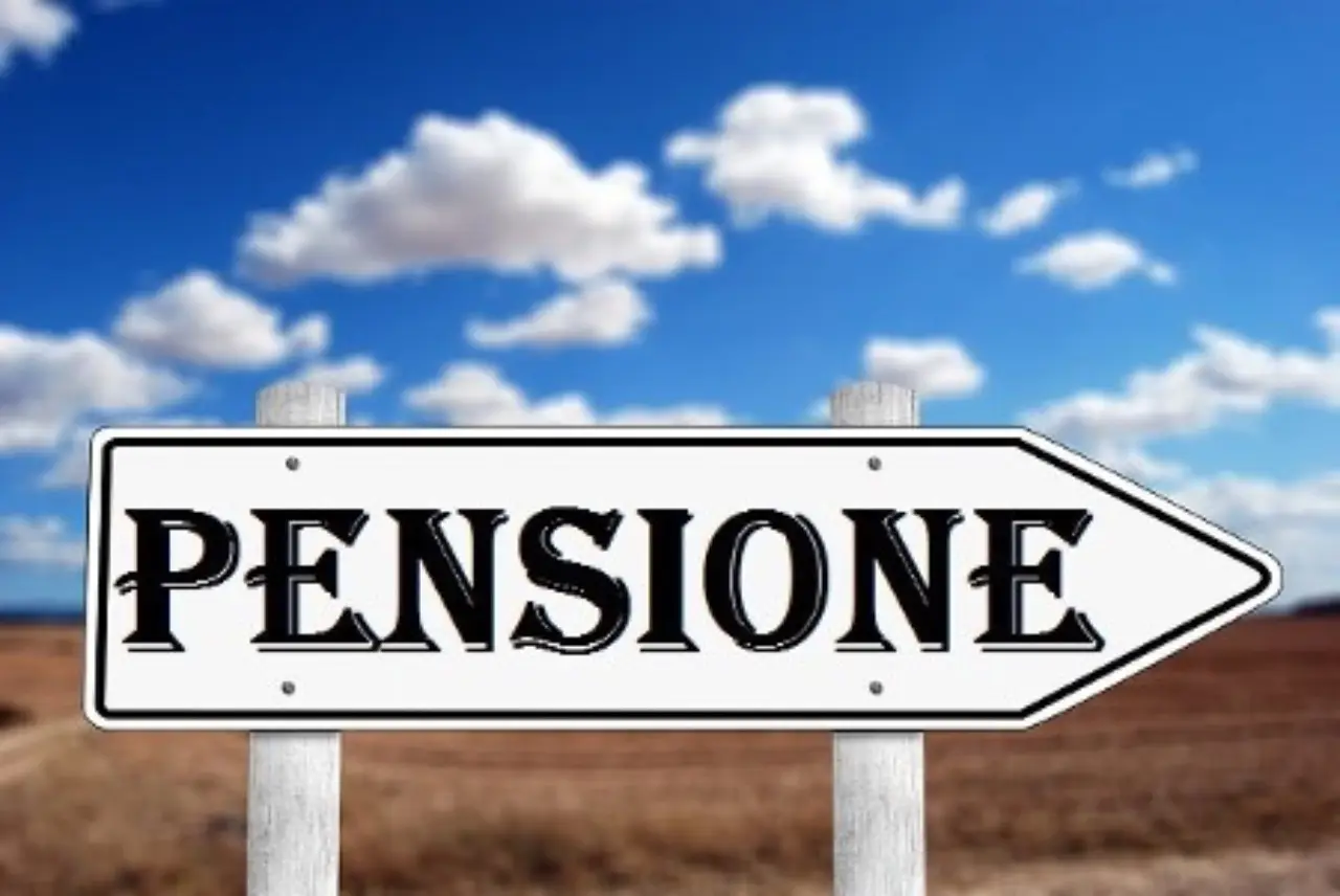 Pensione con 20 anni di contributi: quanto si prende davvero