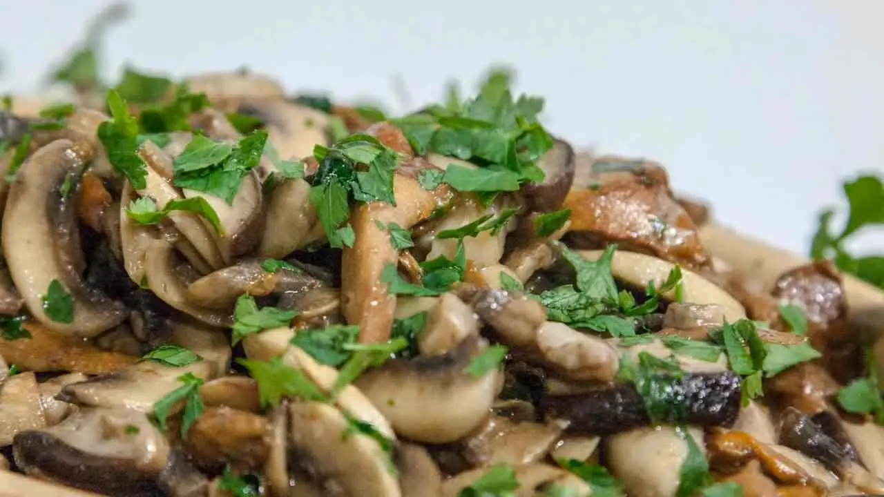 Come cucinare i funghi trifolati: il segreto per esaltare il loro sapore